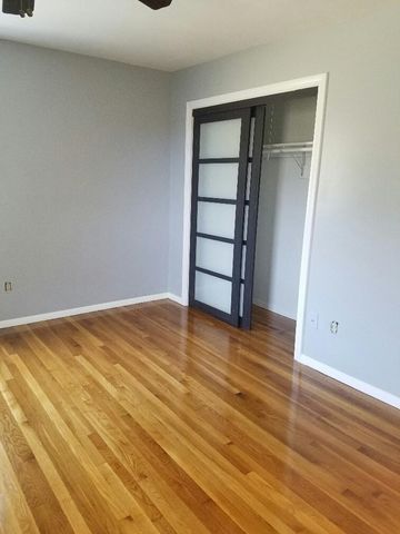 29 Algonquin Drive, Middletown, RI 02842