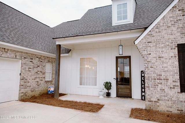 209 Ashbury Cove, Canton, MS 39046