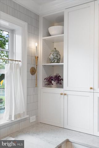 100 W BRIDGE ST, New Hope, PA 18938