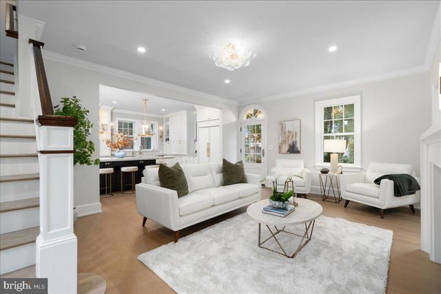 100 W BRIDGE ST, New Hope, PA 18938