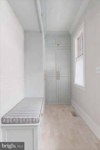 100 W BRIDGE ST, New Hope, PA 18938