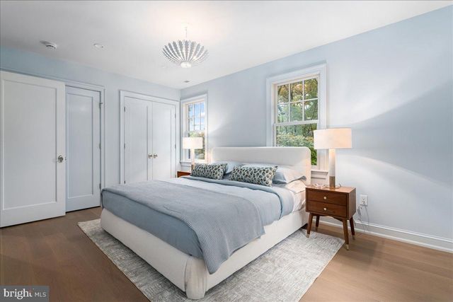 100 W BRIDGE ST, New Hope, PA 18938