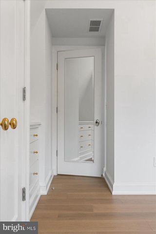 100 W BRIDGE ST, New Hope, PA 18938