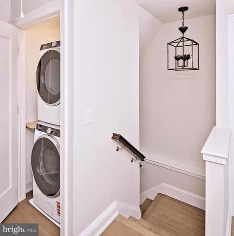 100 W BRIDGE ST, New Hope, PA 18938