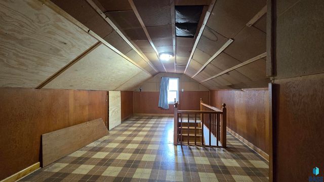 813 S Sycamore Ave Avenue, Sioux Falls, SD 57110