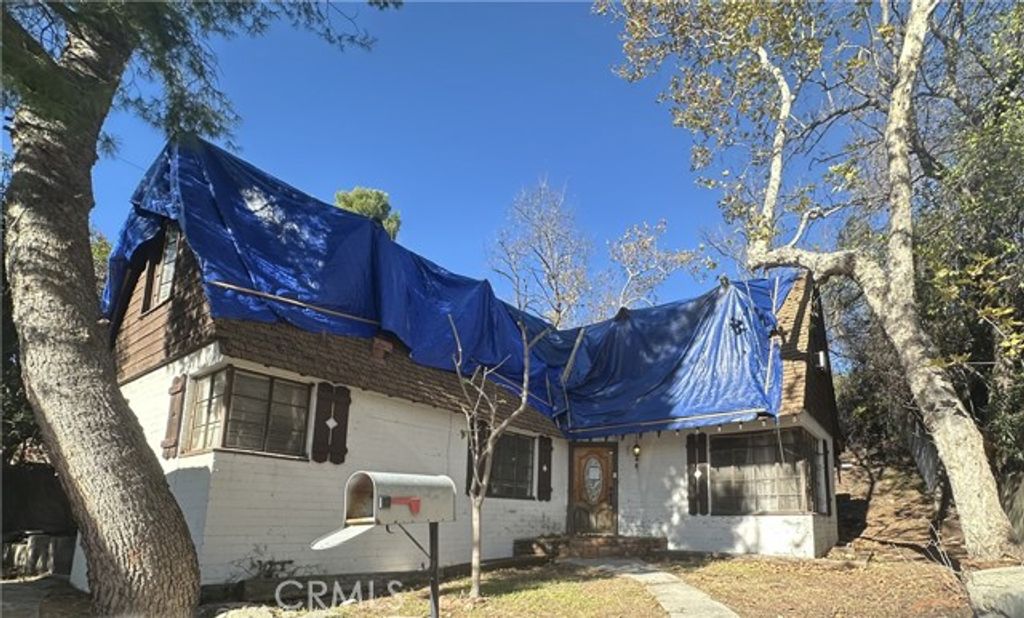 2345 Caldero Lane, La Canada Flintridge, CA 91020