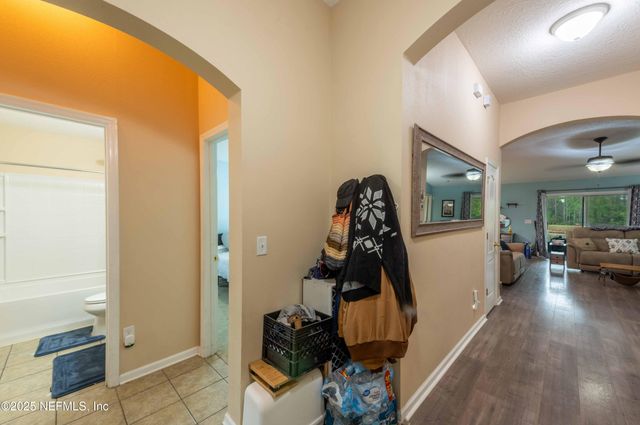 4667 PINE LAKE Drive, Middleburg, FL 32068