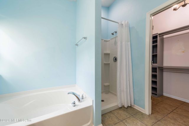 4667 PINE LAKE Drive, Middleburg, FL 32068