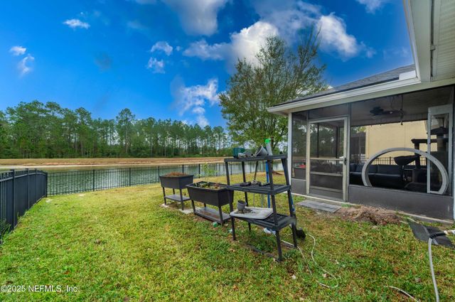 4667 PINE LAKE Drive, Middleburg, FL 32068