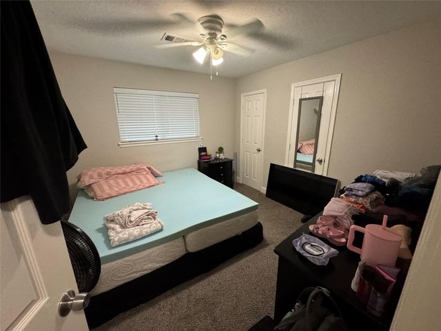 9743 Santa Monica Boulevard, Houston, TX 77089