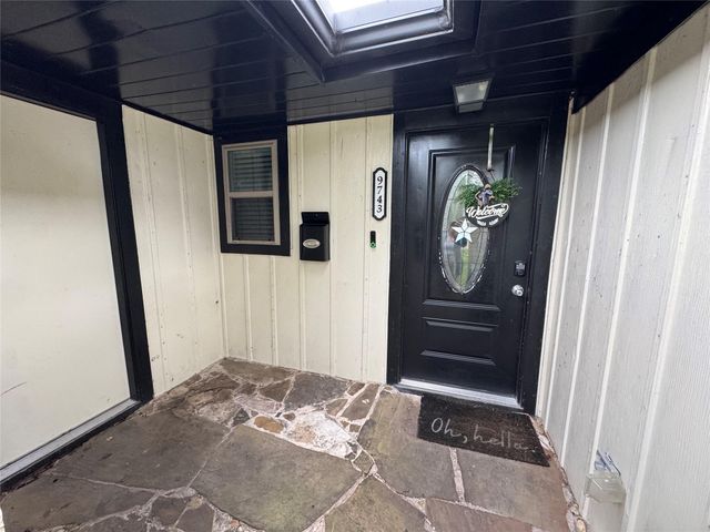 9743 Santa Monica Boulevard, Houston, TX 77089