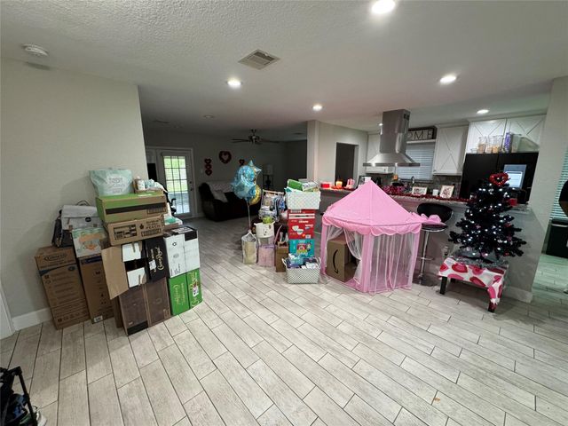 9743 Santa Monica Boulevard, Houston, TX 77089