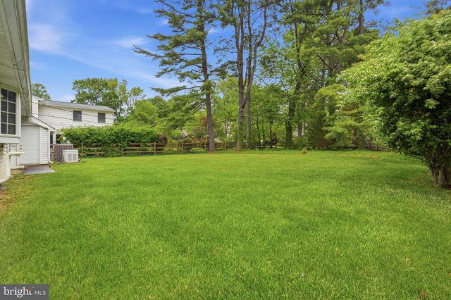 126 DICKINSON LN, Wilmington, DE 19807