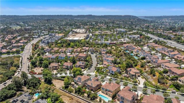 7322 Calle Pera, Carlsbad, CA 92009
