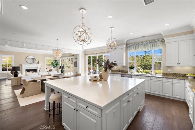 7322 Calle Pera, Carlsbad, CA 92009