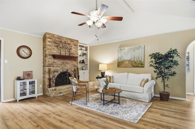 4809 Winesanker Way, Fort Worth, TX 76133