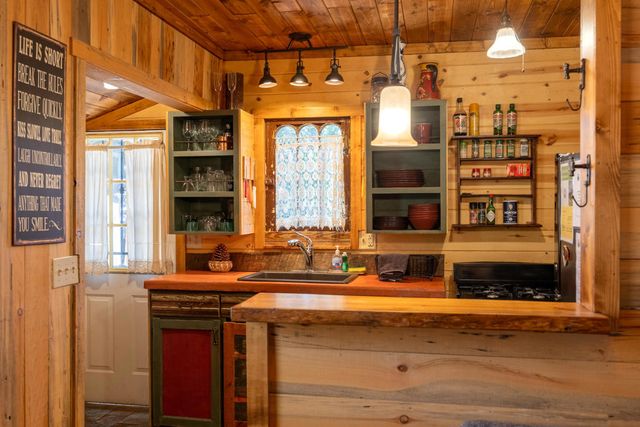 40114 Esterly Lane, Big Bear, CA 92315