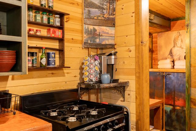 40114 Esterly Lane, Big Bear, CA 92315