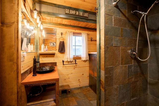 40114 Esterly Lane, Big Bear, CA 92315