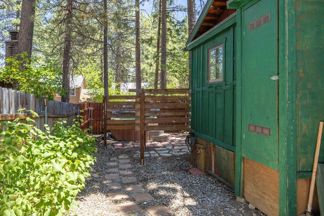 40114 Esterly Lane, Big Bear, CA 92315