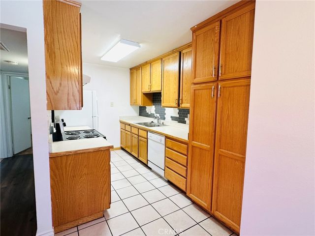 10916 Rincon Street, Loma Linda, CA 92354