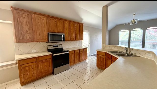 2075 Garden Crest Drive, Rockwall, TX 75087
