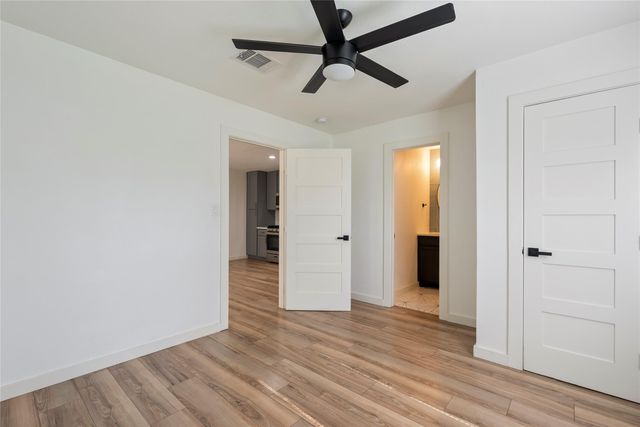 807 Cedar GLN, Austin, TX 78745