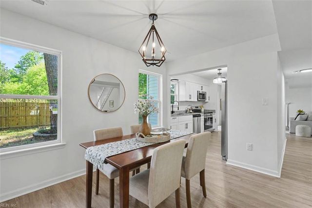 12 Alton CT, Hampton, VA 23669