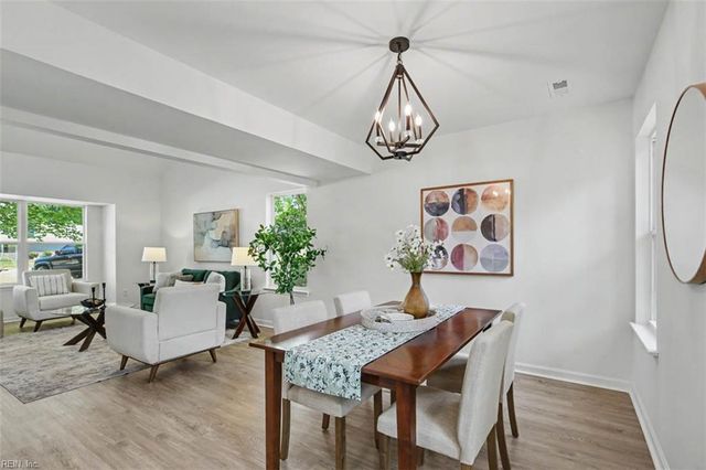 12 Alton CT, Hampton, VA 23669