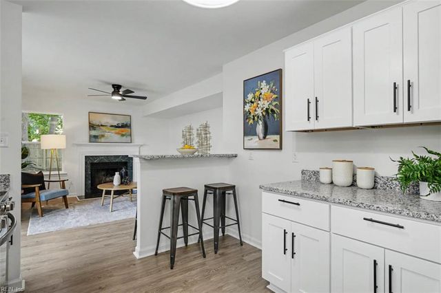 12 Alton CT, Hampton, VA 23669