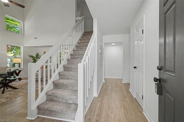 12 Alton CT, Hampton, VA 23669