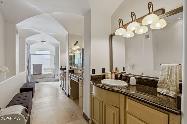 1244 CALLE DEL SUR Drive, El Paso, TX 79912