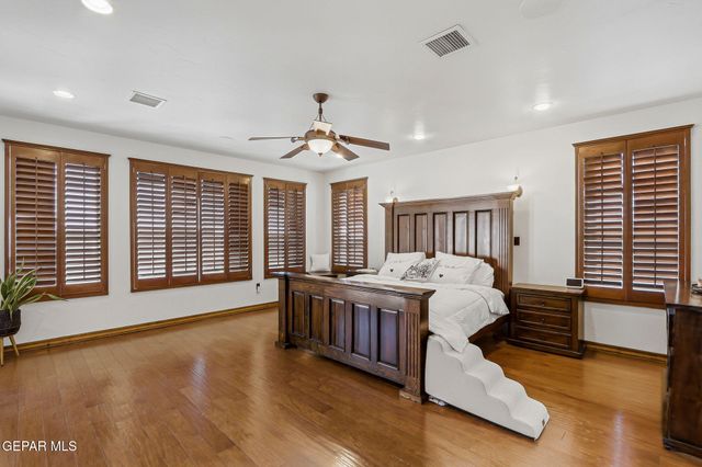 1244 CALLE DEL SUR Drive, El Paso, TX 79912