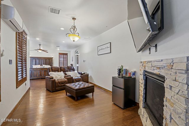 1244 CALLE DEL SUR Drive, El Paso, TX 79912