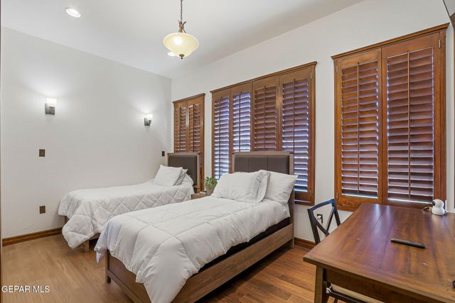 1244 CALLE DEL SUR Drive, El Paso, TX 79912