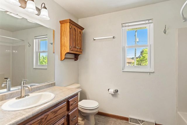 2810 RIVERIDGE LANE, Green Bay, WI 54313