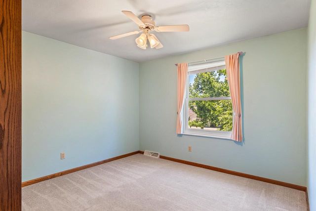 2810 RIVERIDGE LANE, Green Bay, WI 54313