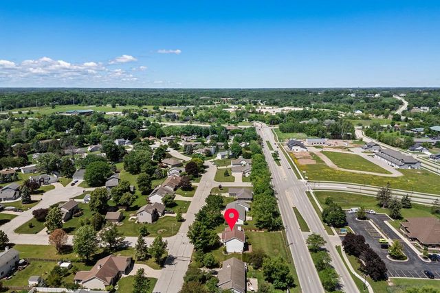2810 RIVERIDGE LANE, Green Bay, WI 54313