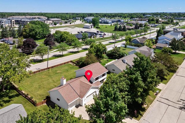 2810 RIVERIDGE LANE, Green Bay, WI 54313