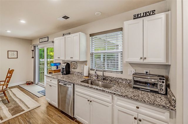 302 Stockland Trail, Fountain Inn, SC 29644