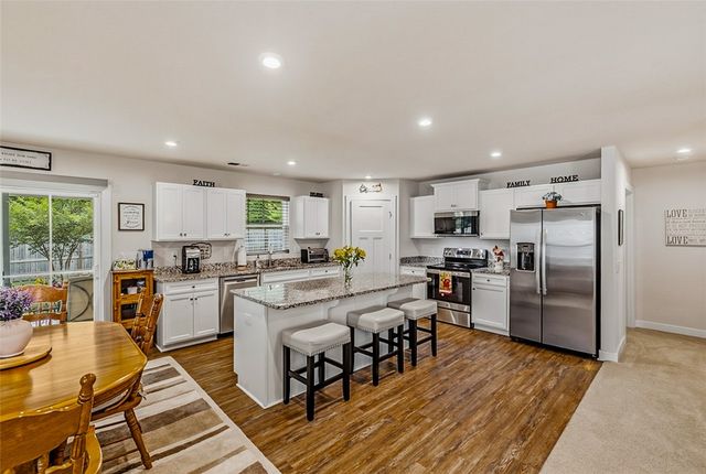302 Stockland Trail, Fountain Inn, SC 29644