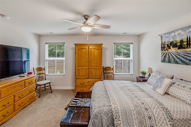 302 Stockland Trail, Fountain Inn, SC 29644