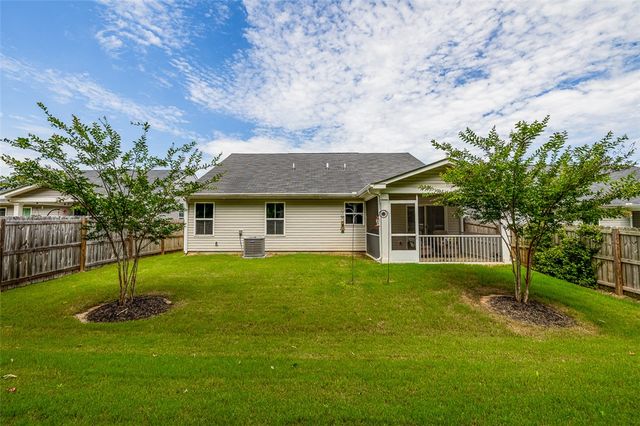 302 Stockland Trail, Fountain Inn, SC 29644