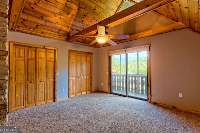 206 Peckerwood Road, Hayesville, NC 28904