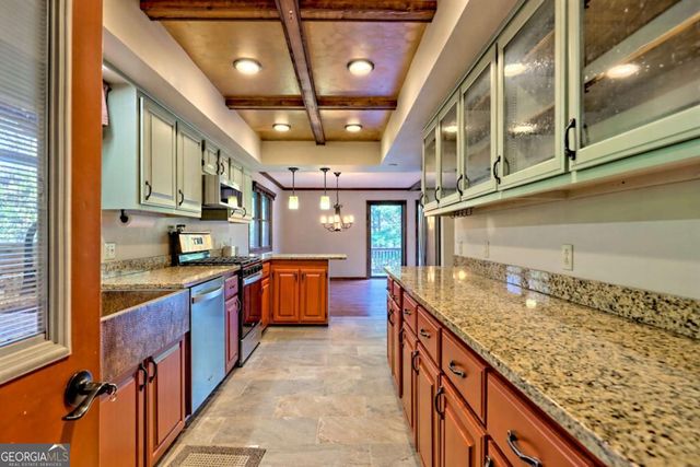 206 Peckerwood Road, Hayesville, NC 28904