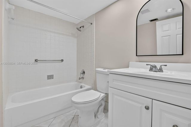 12800 SW 7th CT, 306G, Pembroke Pines, FL 33027