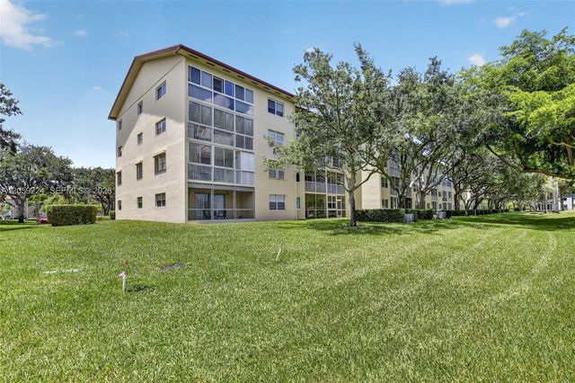12800 SW 7th CT, 306G, Pembroke Pines, FL 33027