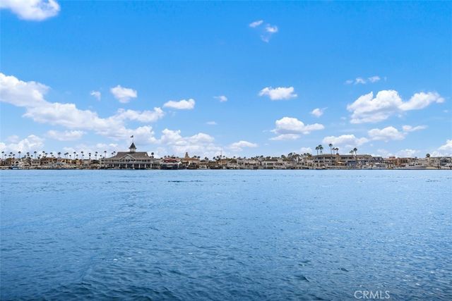 122 Opal Avenue 2, Newport Beach, CA 92662
