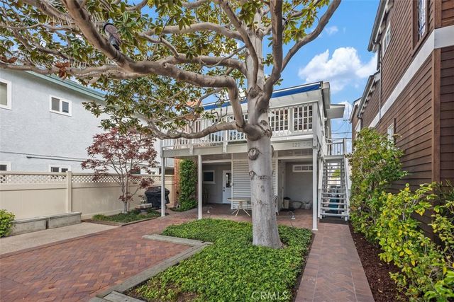122 Opal Avenue 2, Newport Beach, CA 92662