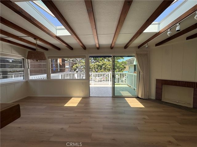 122 Opal Avenue 2, Newport Beach, CA 92662